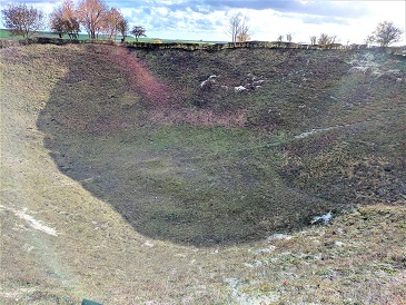 Photo of the crater from the lip of the creater - click to enlarge